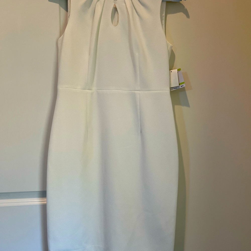 Kasper classic white dress.   Size 4 brand new with tags.